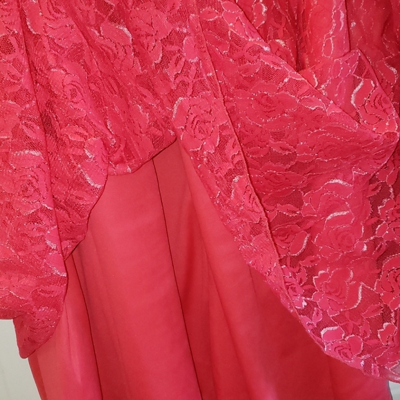 Woman's skirt - Picture 3 of 4